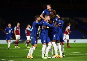 Kết quả, Bảng xếp hạng Ngoại hạng Anh (NHA) ngày 22/12: Chelsea vượt Tottenham, phả hơi nóng lên MU