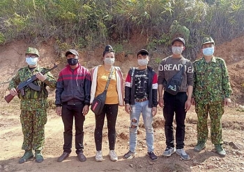 dien bien 4 doi tuong nhap canh trai phep tu lao vao viet nam qua duong mon bien gioi