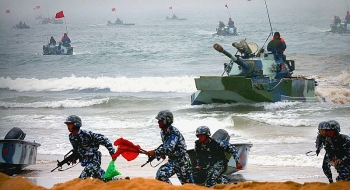 trung quoc tap tran phi phap o quan dao hoang sa cua viet nam