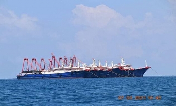 phat hien hon 200 tau trung quoc tap trung o mot khu vuc tren bien dong