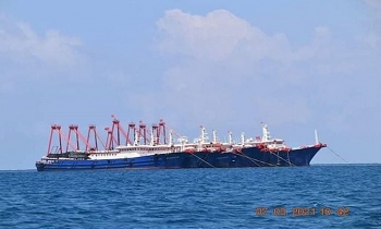 Phát hiện hơn 200 tàu Trung Quốc tập trung ở một khu vực trên Biển Đông