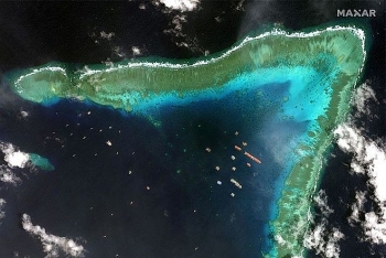 gan 30 tau trung quoc hien dien trai phep quanh da ba dau
