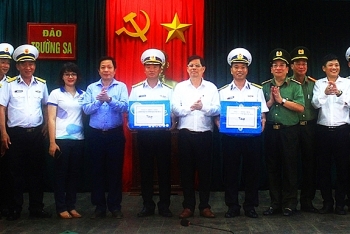 kiem tra cong tac chuan bi bau cu tai thi tran truong sa