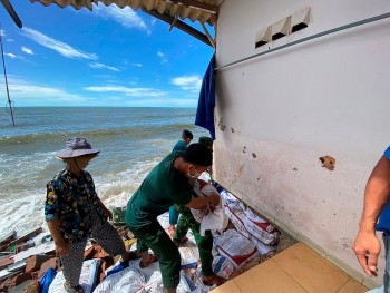 Tham gia khắc phục biển xâm thực ở Bình Thuận