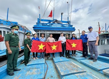 thanh nien binh dinh voi nhieu hoat dong huong ve bien dao to quoc