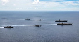 Biển Đông "nóng bừng" nhưng ít khả năng xung đột quân sự