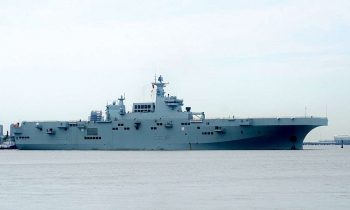 Trung Quốc chạy thử tàu đổ bộ lớn hạng ba thế giới