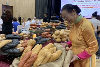 ton vinh qua ng ba gia tri cu a ba nh mi vie t nam ra quo c te