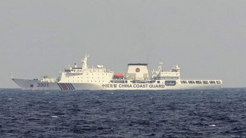 asean dang phai doi mat voi tinh trang quan su hoa bien dong