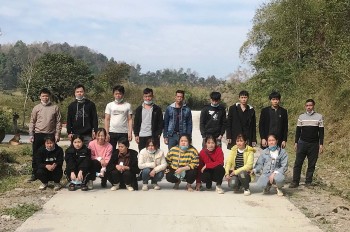 ngan chan tiep nhan 304 cong dan nhap canh trai phep tu trung quoc ve viet nam