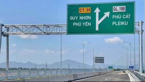 Khẩn trương hoàn tất chuẩn bị cho lễ khánh thành, khởi công hàng trăm dự án lớn trước 19/12