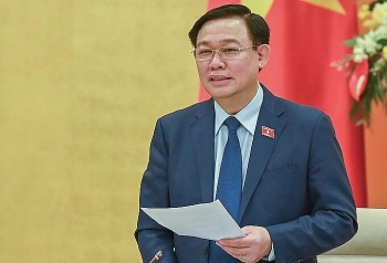 chu tich quoc hoi that thoat lang phi con lon hon ca tham nhung