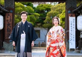 gia dinh viet xa xu don mua giang sinh dac biet