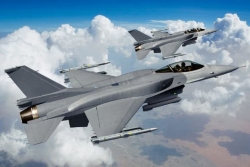 Mỹ bán 66 chiến cơ F-16 cho Đài Loan