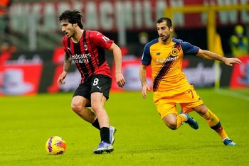 ac milan dai thang roma trong tran cau co hai the do