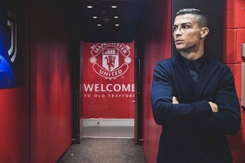 cristiano ronaldo chinh thuc tro ve manchester united