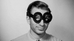 dao dien tom jerry qua doi khong ro nguyen do