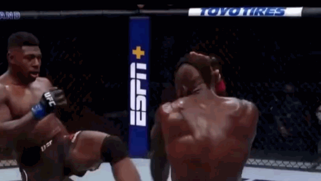 Video: Bị túm 1 chân, võ sĩ MMA vẫn tung cú đá xoay cực đỉnh hạ knock-out đối thủ