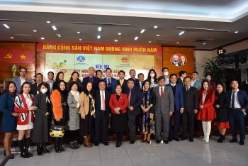 kieu bao lam cau noi dua nong san viet di khap bon phuong