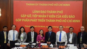 thanh pho ho chi minh tham van y kien kieu bao ve phat trien va khac phuc hau qua dich benh