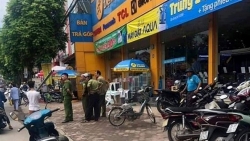 Tạm giữ đối tượng dùng kiếm truy sát bảo vệ cửa hàng điện máy tại Hà Nội
