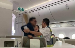 Vụ khách thương gia sàm sỡ cô gái trên máy bay: Phạt thêm nhân viên an ninh sân bay 2 triệu