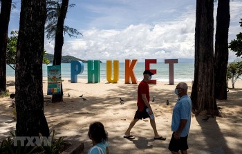 tu 111 thai lan mo them hop cat don du khach nuoc ngoai