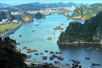 kham pha net dep ky vi vinh ha long