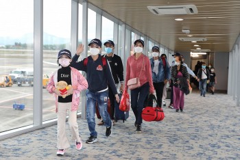 quang ninh phan dau don 10 trieu luot khach du lich trong nam 2022