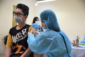 9 tinh thanh pho can day nhanh toc do tiem vaccine phong covid 19 cho tre em