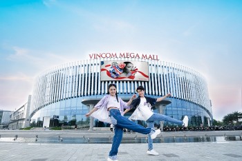 don cho chuoi su kien voi sao hot va cong nghe dinh dip khai truong vincom mega mall smart city