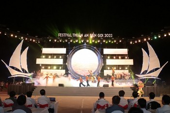 quang ba hinh anh cua hue qua festival thuan an bien goi