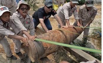 quang tri tieu huy an toan so luong lon vat lieu no