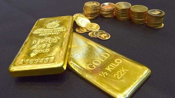 Giá vàng thế giới giảm tuần thứ 4 liên tiếp