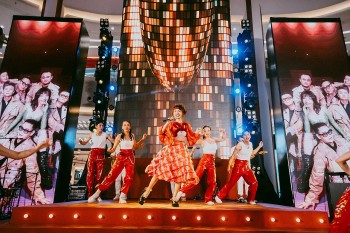 trai nghiem cuoi tuan cuc chill cung dan sao tre v pop tai vincom mega mall smart city