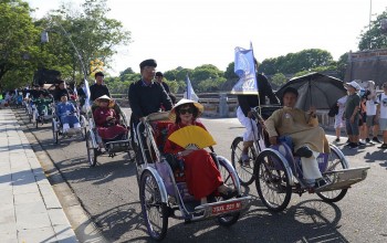 quang ba van hoa hue qua tuan le ao dai cong dong nam 2022