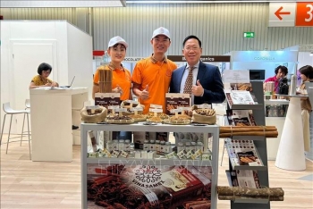 quang ba san pham huu co viet nam den thi truong duc