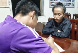 thieu nu 16 tuoi cung dong bon trong duong day ma tuy lien huyen o vung tau sa luoi