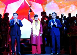 CEO Phuc Khang Corporation vinh danh được vinh danh Doanh nhân trẻ Việt Nam tiêu biểu 2019