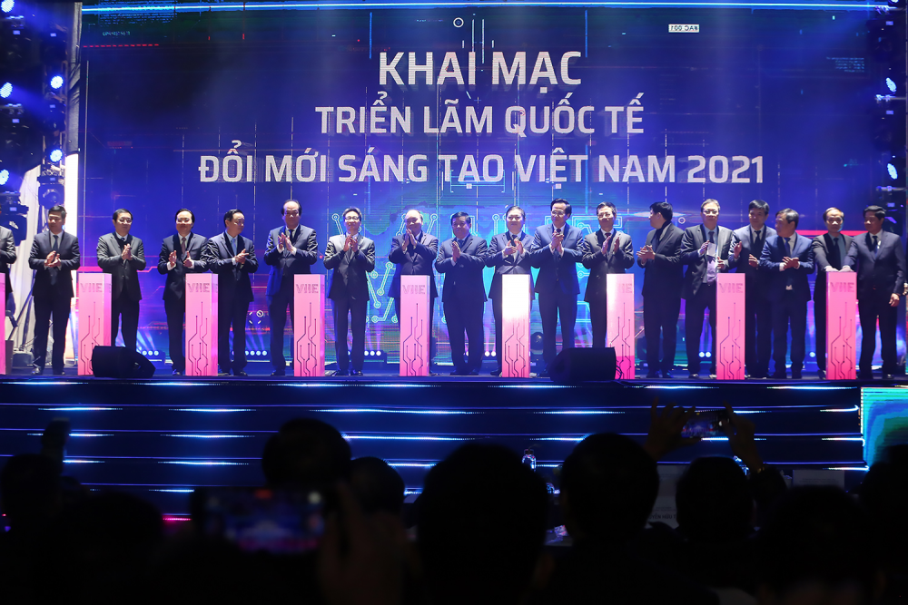 cong nghe dot pha cua sunshine group tam diem thu hut tai trien lam quoc te doi moi sang tao viet nam 2021