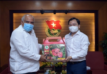 the he tre viet nam cuba can hieu gin giu va phat huy moi quan he huu nghi giua hai nuoc