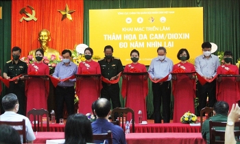 trien lam tham hoa da camdioxin 60 nam nhin lai khat vong song lam viec va cong hien cua nhung nan nhan