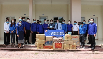 luu hoc sinh viet nam tai lao nhan duoc su ho tro kip thoi tu tu doan thanh nien nuoc ban