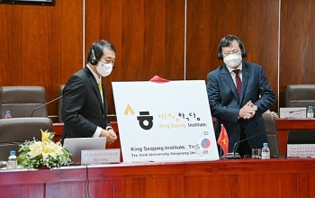ra mat hoc vien ngon ngu va van hoa han quoc king sejong tra vinh
