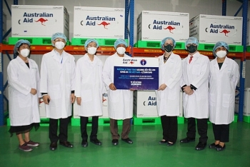 tphcm tiep nhan lo vaccine dau tien trong 15 trieu lieu vaccine ma australia cam ket ho tro viet nam