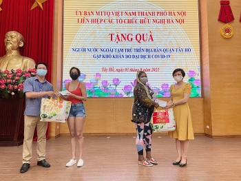 haufo tang 43 suat qua cho nguoi nuoc ngoai gap kho khan tren dia ban quan tay ho