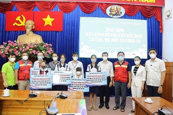 unicef danh gia cao viec viet nam uu tien cham soc thay the dua vao gia dinh va cong dong cho tre em mo coi do covid 19