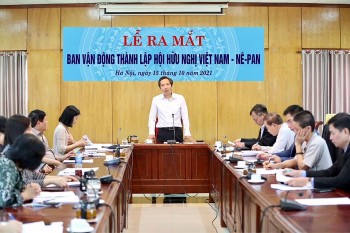 ra mat ban van dong thanh lap hoi huu nghi viet nam nepal gom 14 thanh vien