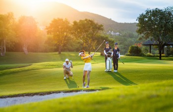 vietnam airlines va vinpearl tien phong khoi dong mo hinh du lich khep kin voi giai golf green journey to phu quoc