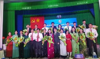 bi thu thanh uy dong xoai binh phuoc la chu tich hoi huu nghi viet nam han quoc tinh nhiem ky 2020 2025